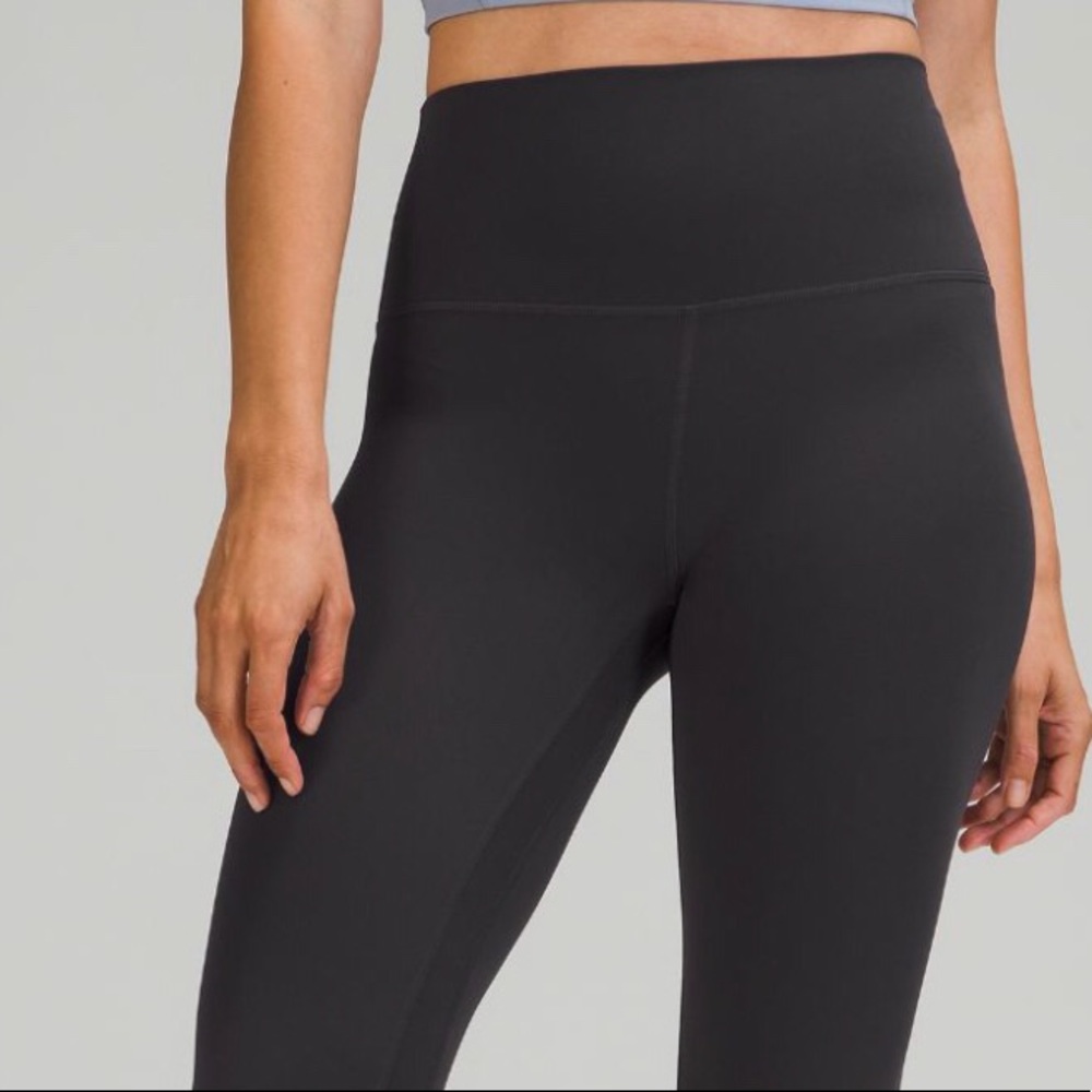 Lululemon black leggings winder under 28”, size 4, full length